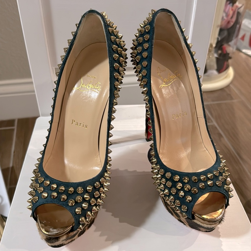 Christian Louboutin heels size 6.5